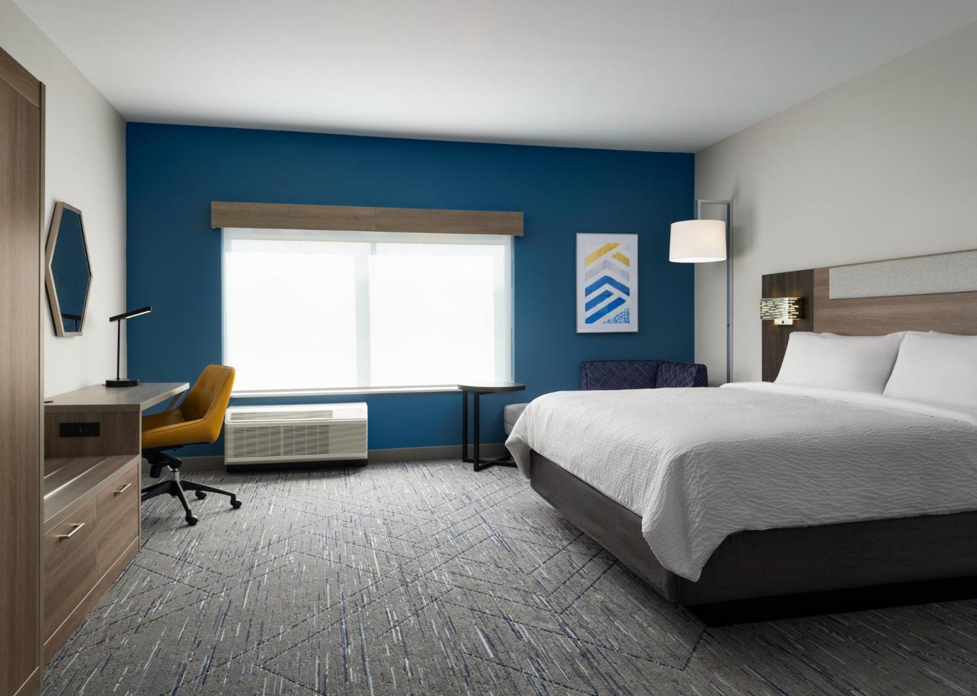 Express & By Ihg Hotel