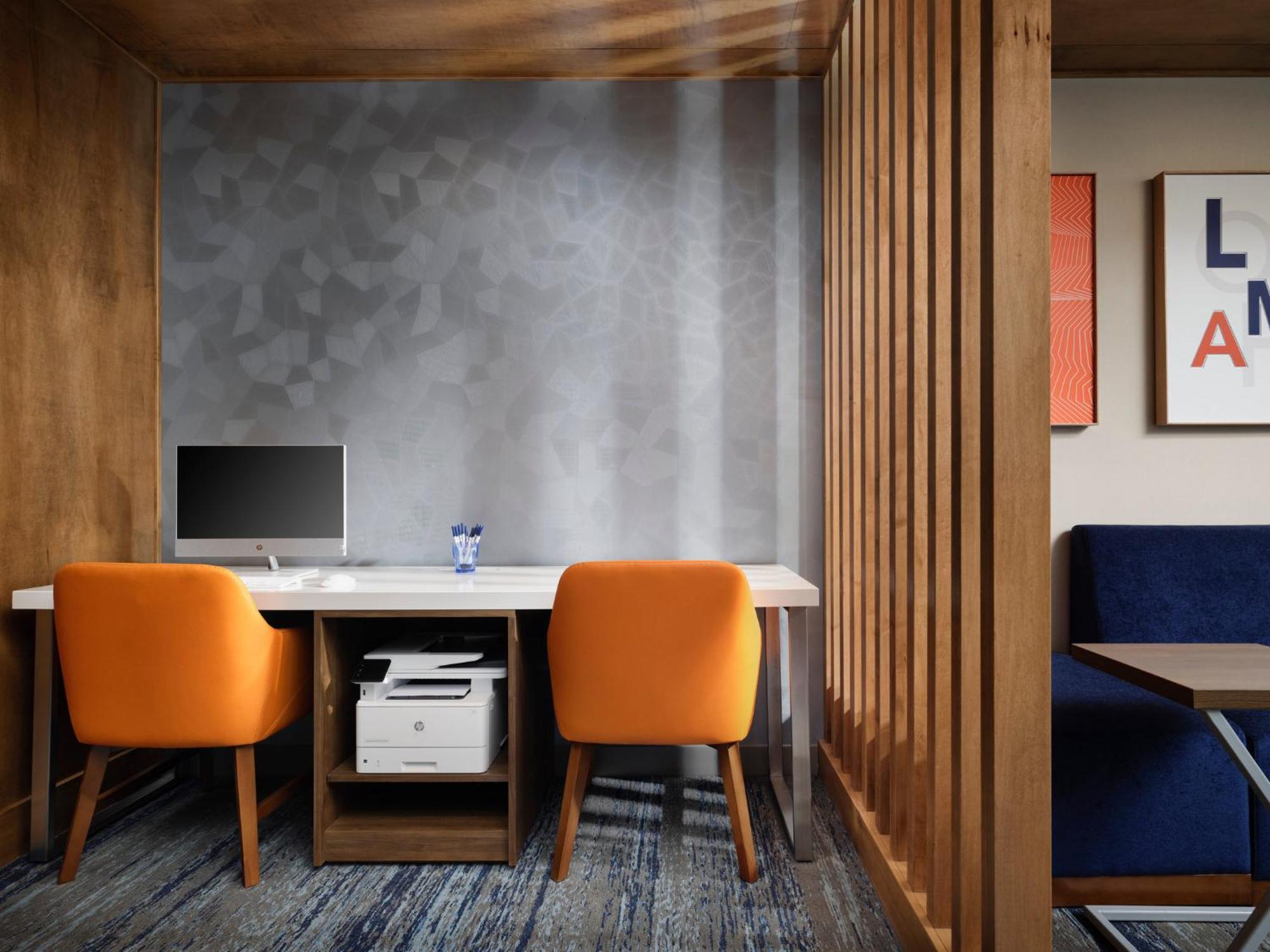 Express & By Ihg